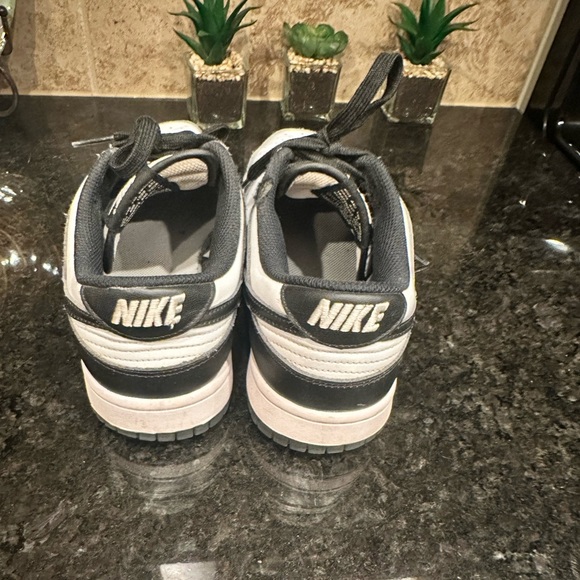 Nike Dunks - Picture 3 of 4